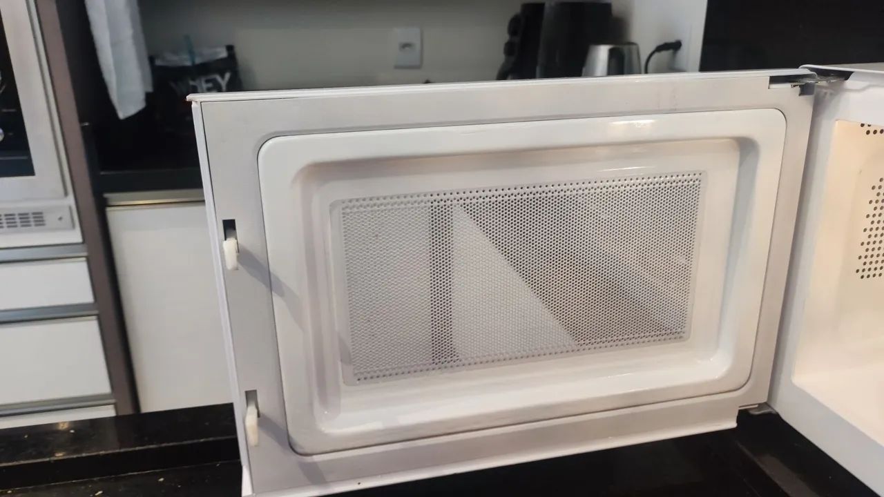 Microondas Eletrolux 20 litros  - Foto 4