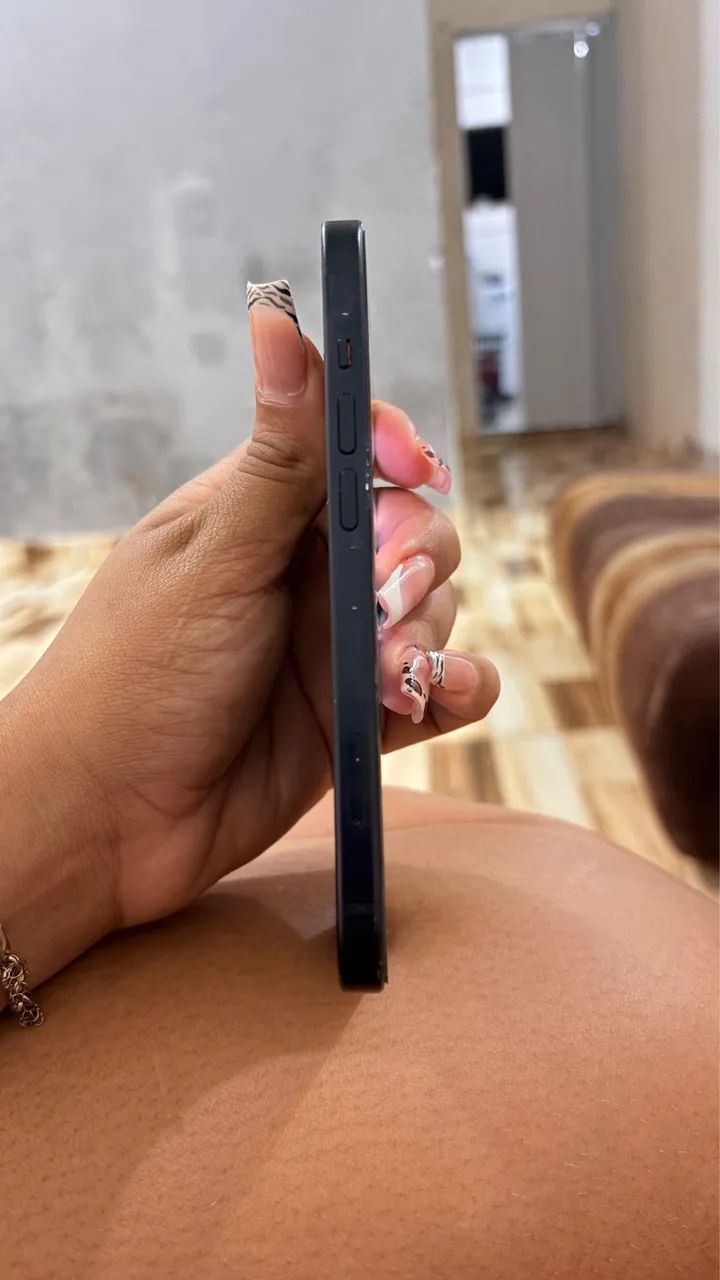 Vendo iphone 15 - Foto 4