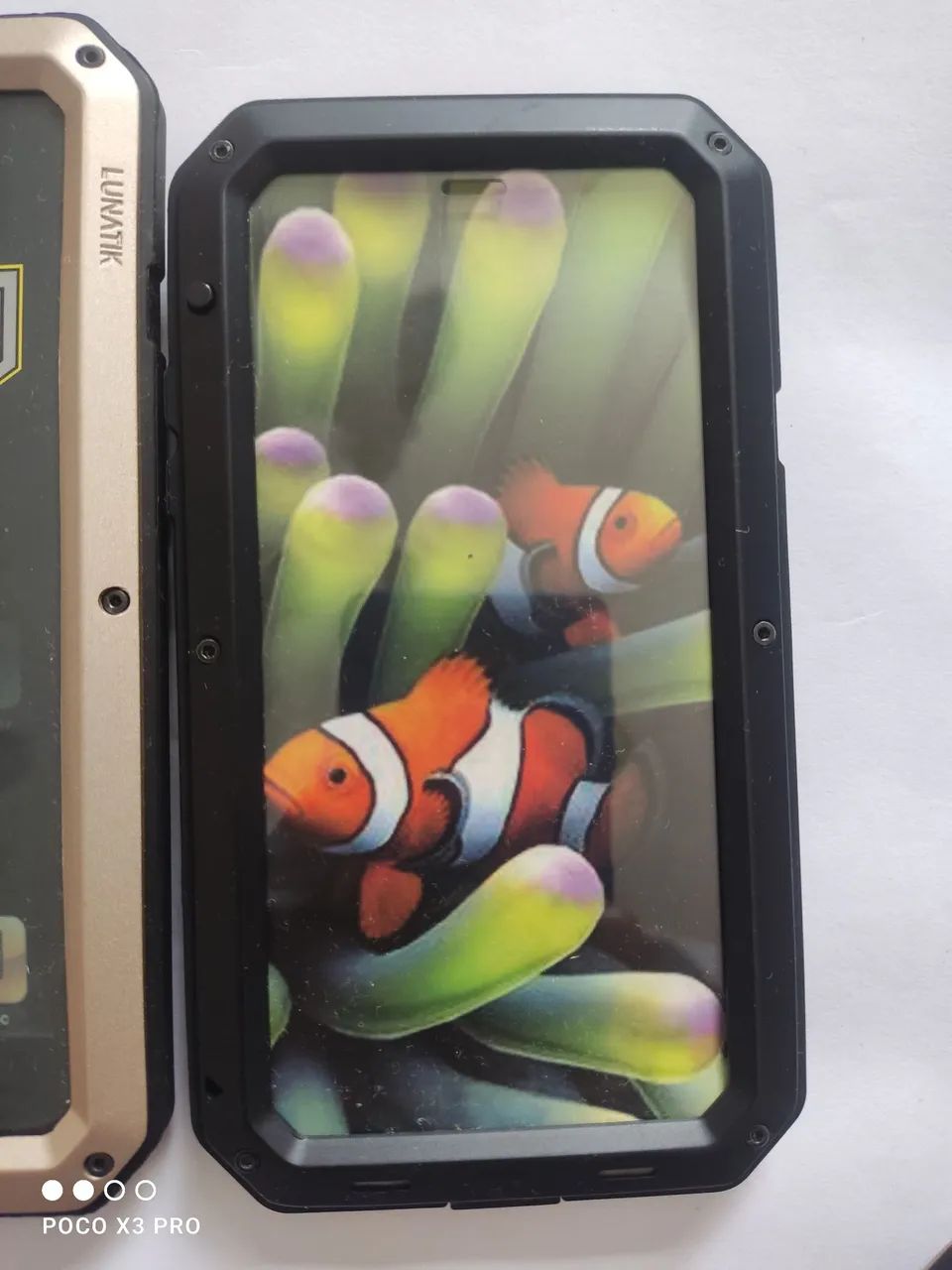 Capa parafusada iPhone x XR xS 8 plus  - Foto 3