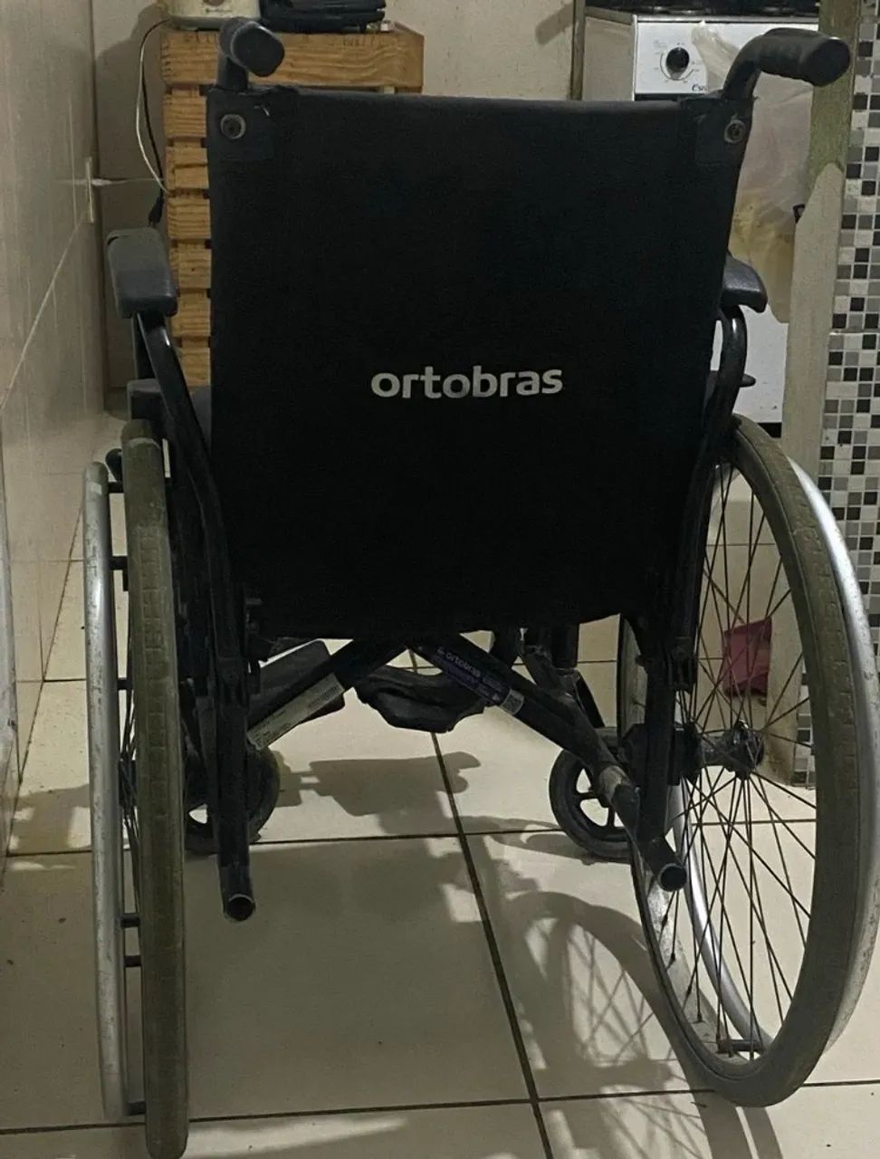 Cadeira de rodas ortobras  - Foto 3