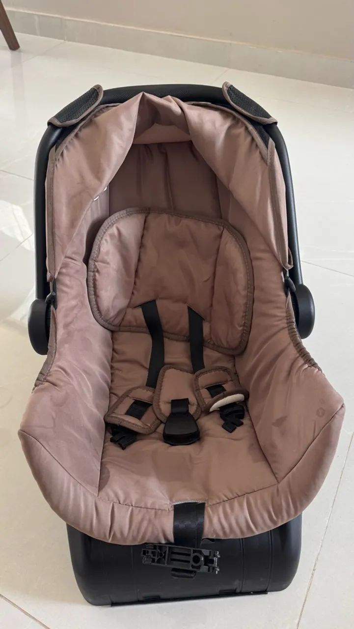 Vendo bebê conforto Galzerano com base - Foto 5