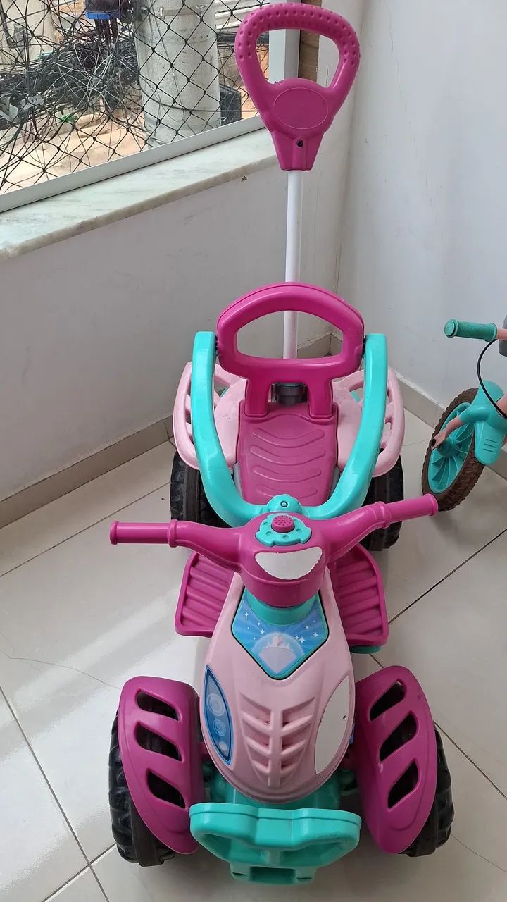 Quadriciclo infantil 