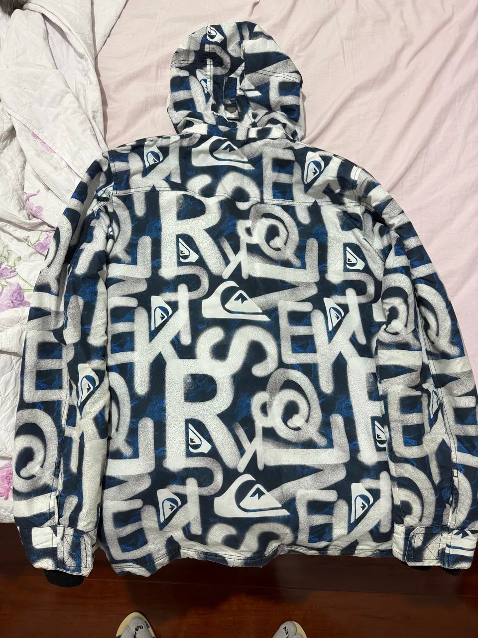 VENDO JACKO QUIKSILVER LETREIRO