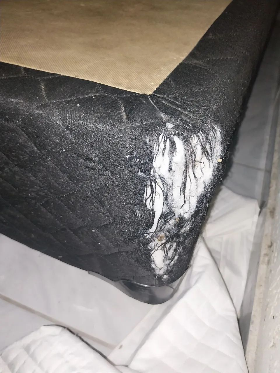 Cama Box solteiro com colchão super barateza  - Foto 3