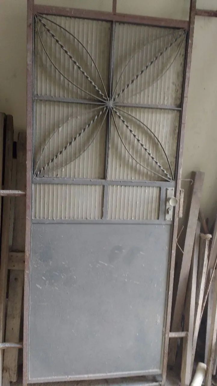 Porta de ferro. - Foto 2