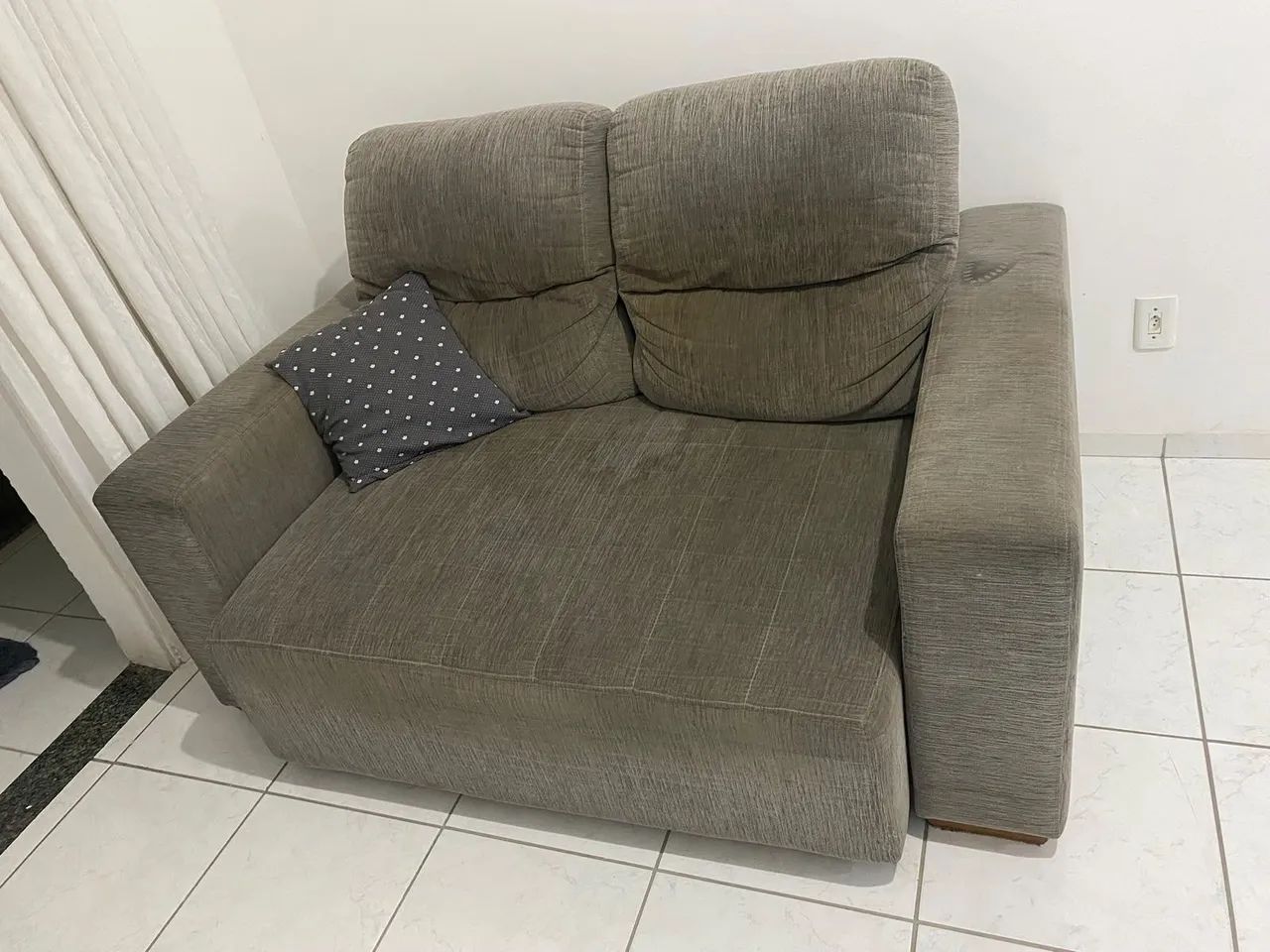 Vendo sofá dois módulos usado - Foto 2