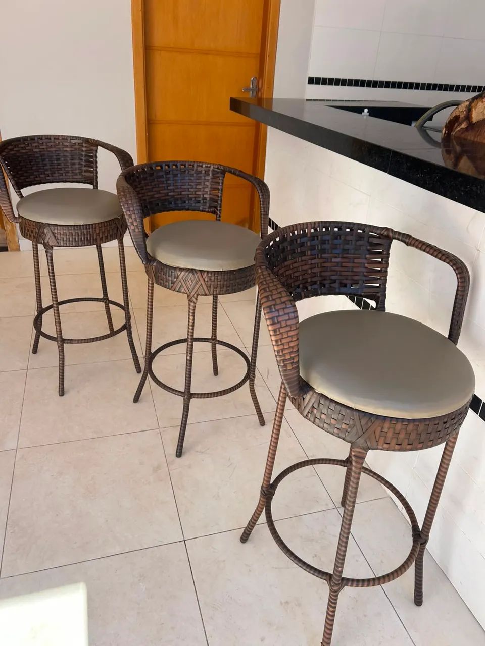 3 Banquetas área externa 