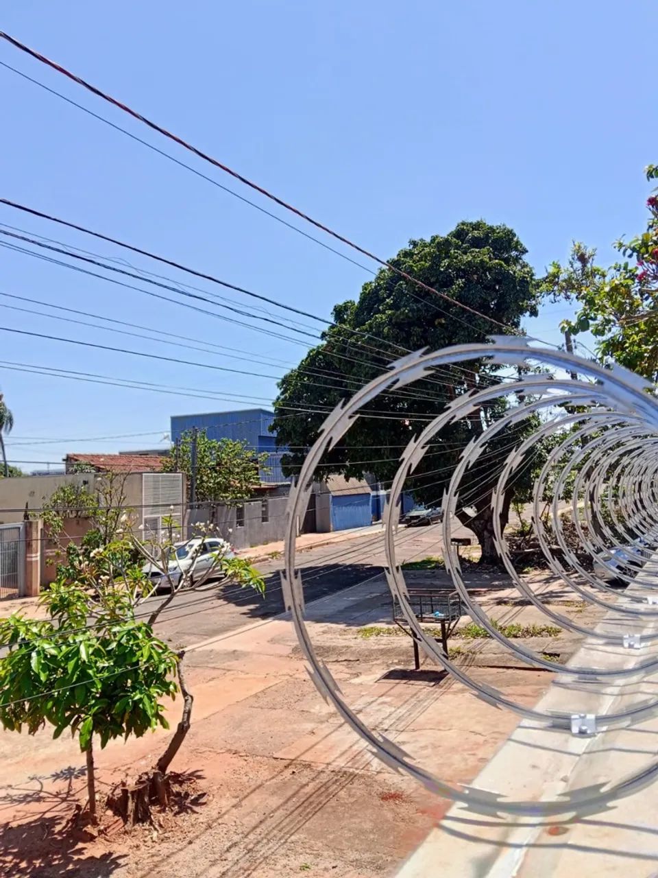 Instalação de cerca Concertina  - Foto 4