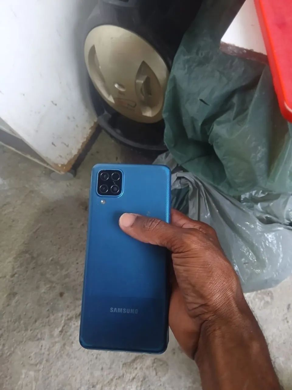 Samsung a12