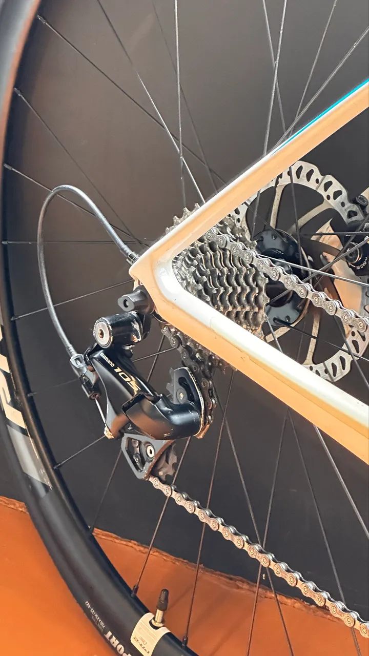 Bicicleta Speed Giant Defy - Foto 5