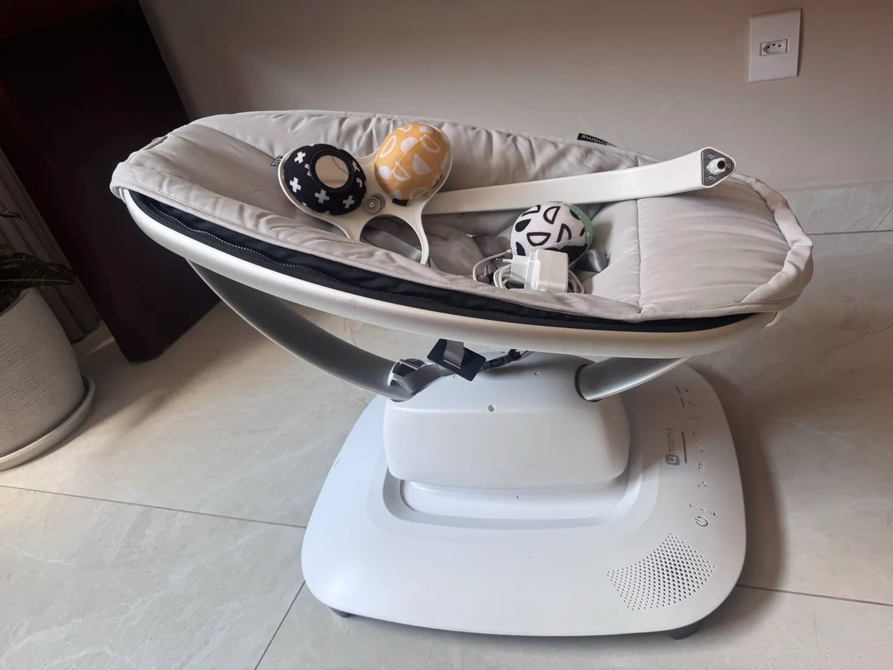 Cadeira balanço bebê 4moms  - Foto 2