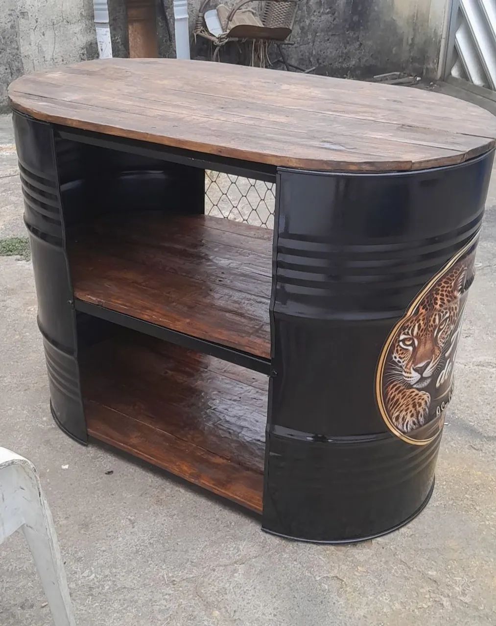 BALCÃO DE FERRO PERSONALIZADO