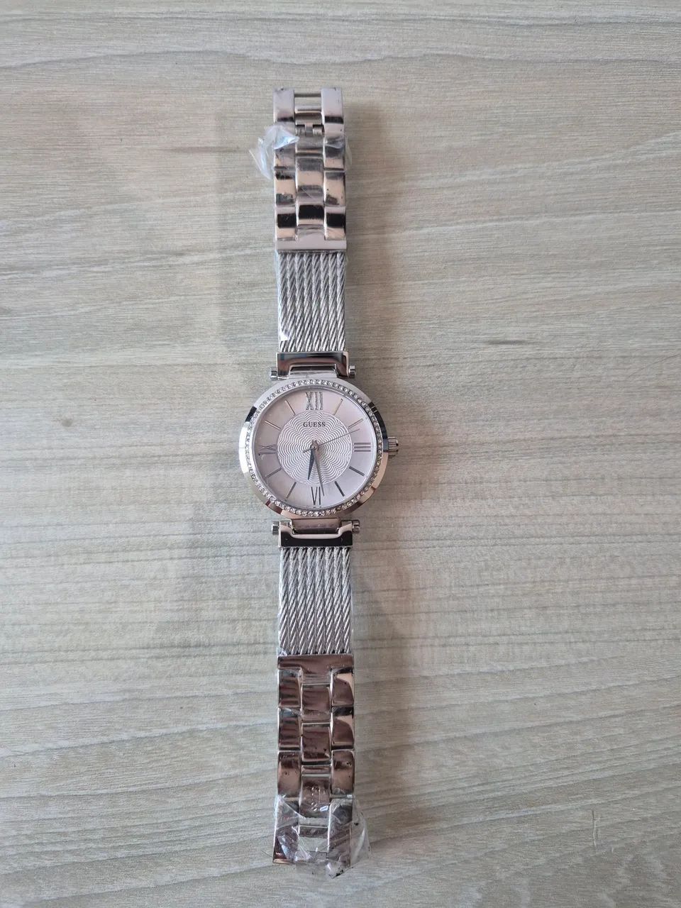 Relógio feminino Guess novo