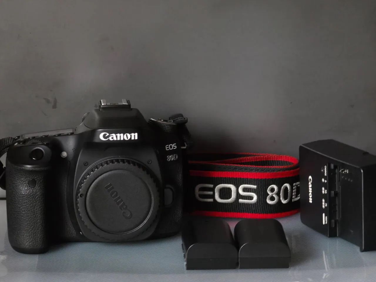 Câmera Canon 80D DSLR