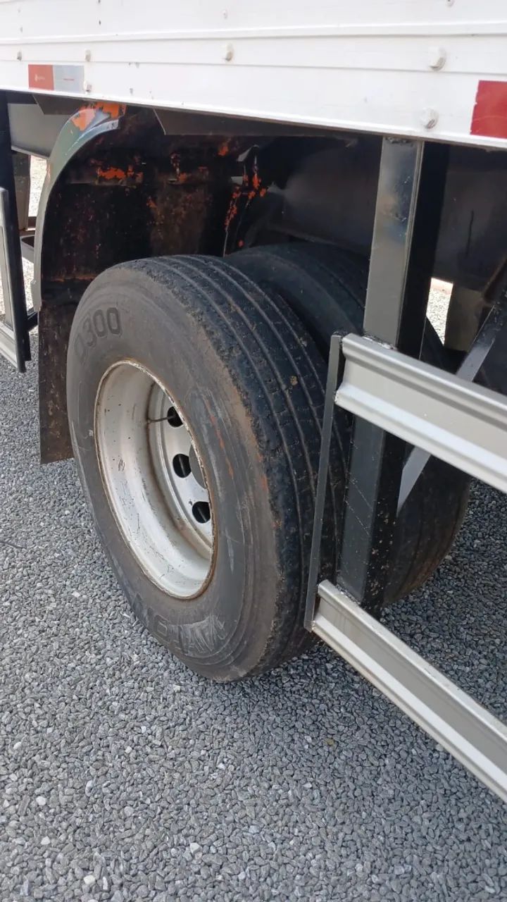 CARRETA RANDON BAÚ 2 EIXOS 2008 / 2008 - Foto 8