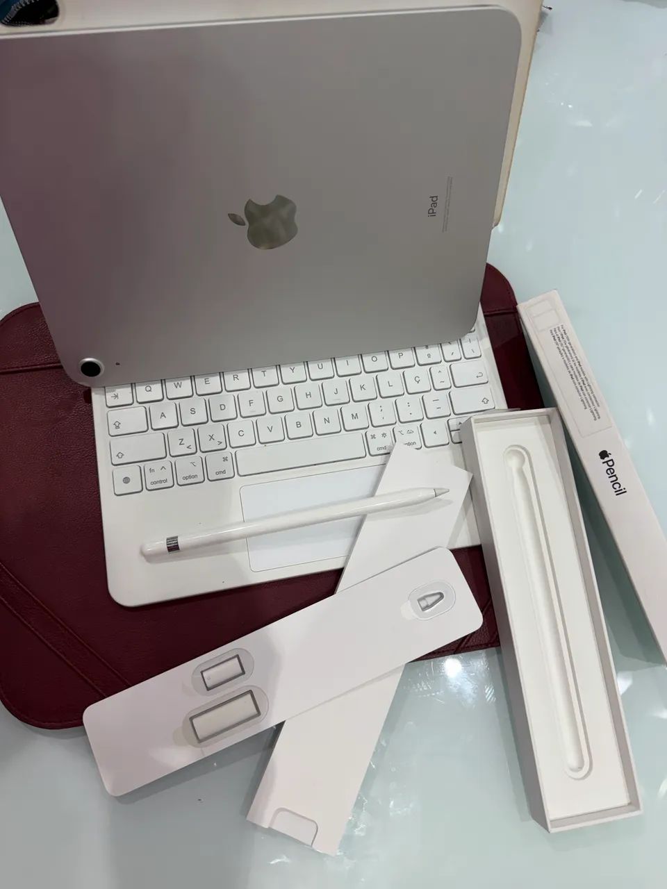 iPad 10 + Apple Pencil original + teclado Magic Keyboard