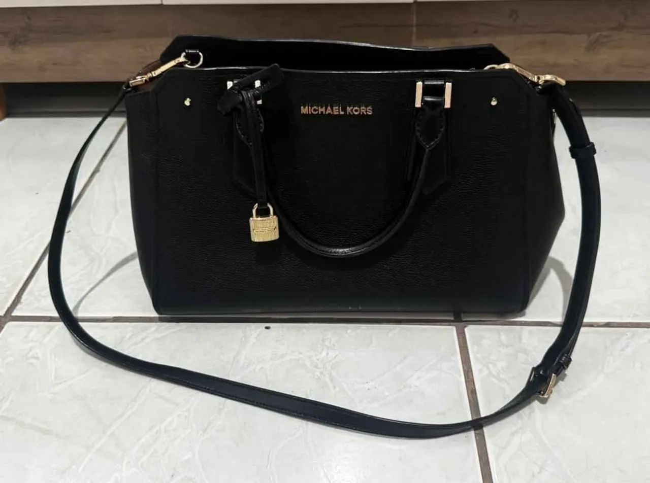Bolsa Michael Kors Hamilton Original Couro Preta - Foto 2