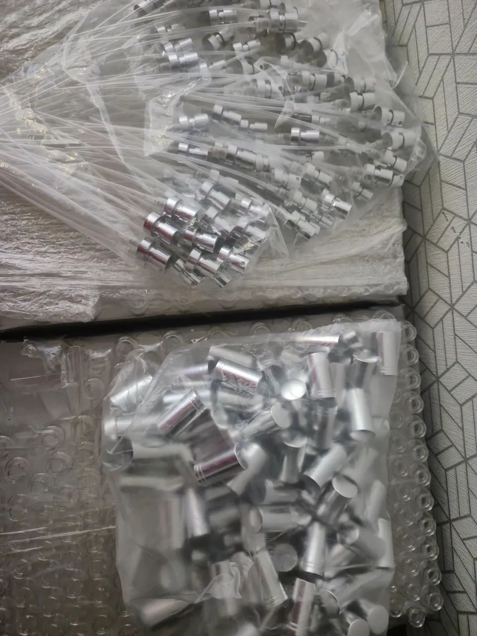 Flaconetes recrave 8ml e 15 ml, tampa e válvula, alicate de recrave - Foto 2