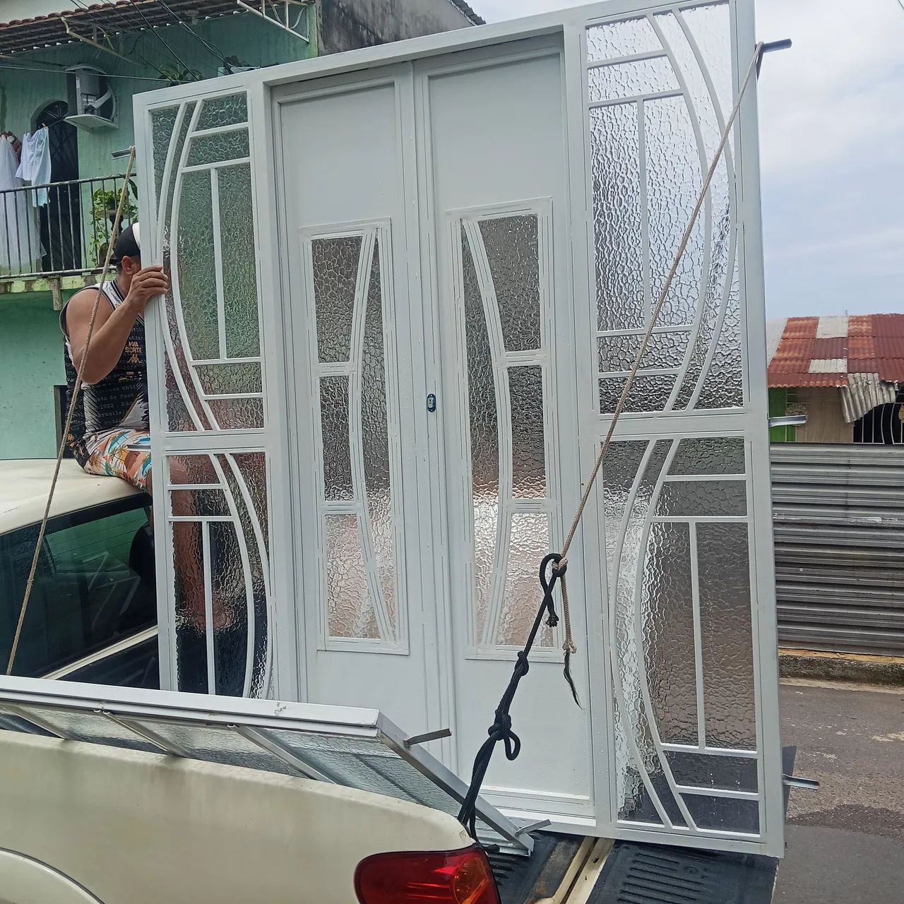 Fabricamos qualquer projeto de ferro ou Metalon galvanizado  - Foto 2