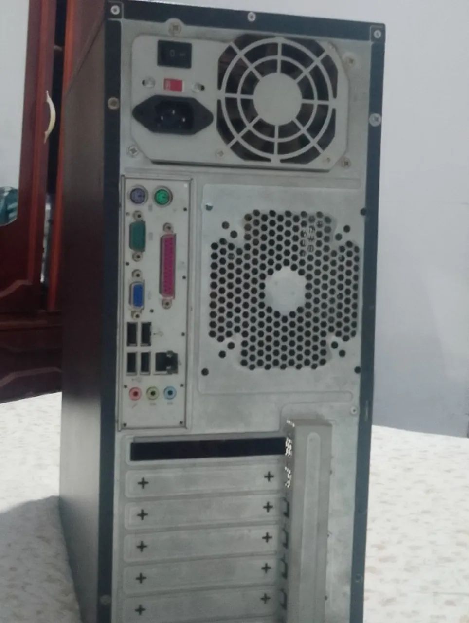 PC Antigo Funcionando Certinho - Pronto para Usar - Foto 2