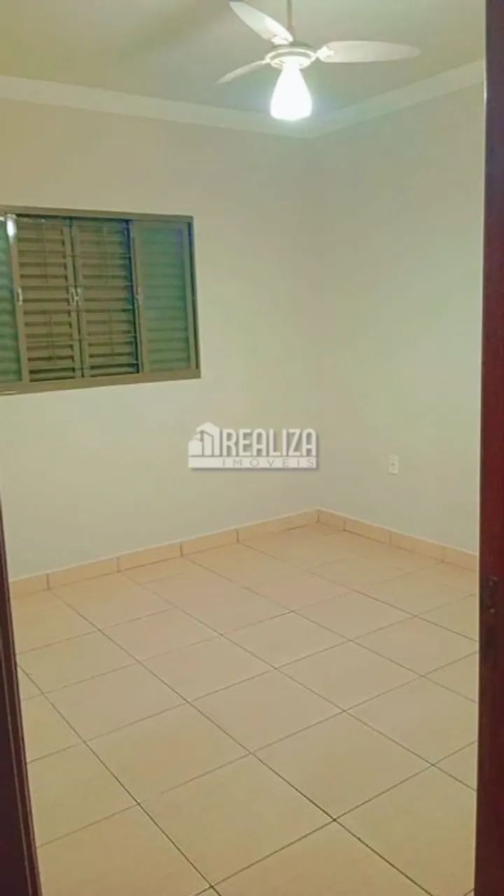 Casa à Venda no Residencial Morumbi, em Uberaba - Foto 3