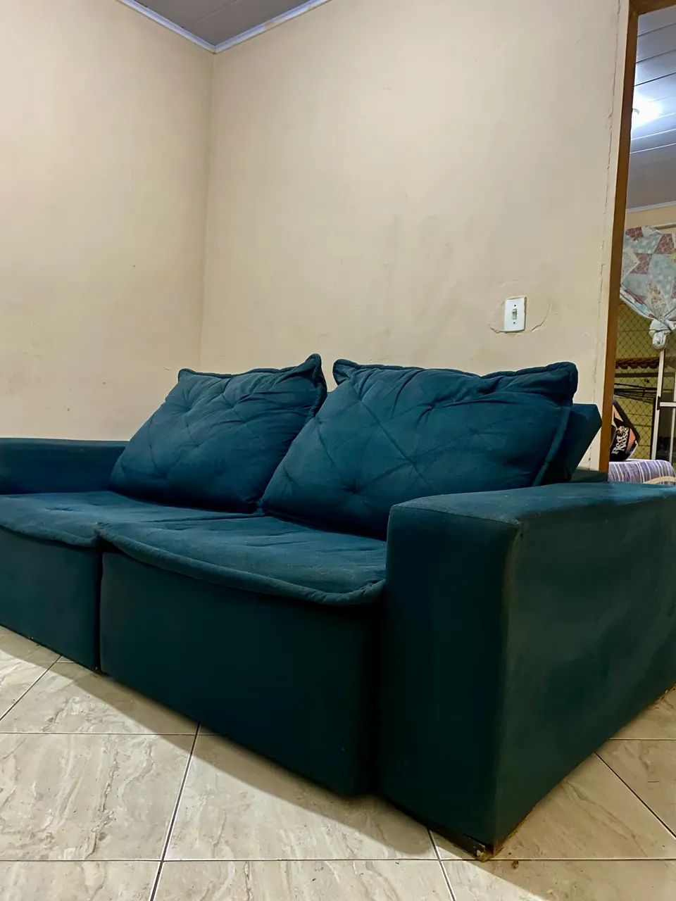 Sofá retrátil 2 lugares - pra sair logo 65570246932609122