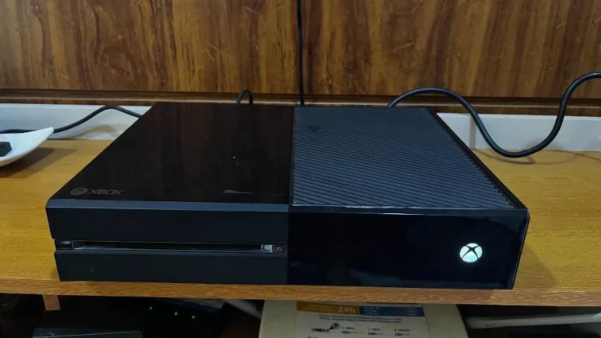 Xbox One Fat 500GB | 2 Controles | 2 Jogos | Kinect | - Foto 2