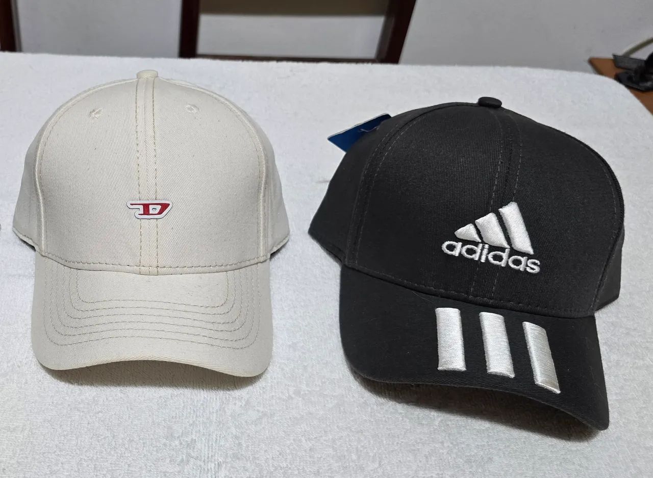 Bonés da Diesel e Adidas 