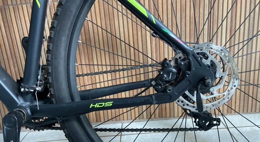 Bicicleta OGGI HACKER HDS  - Foto 5
