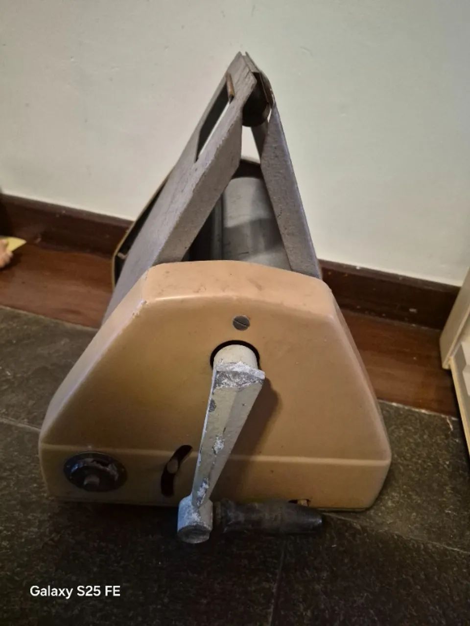 Antigo mimiografo item de colecionador