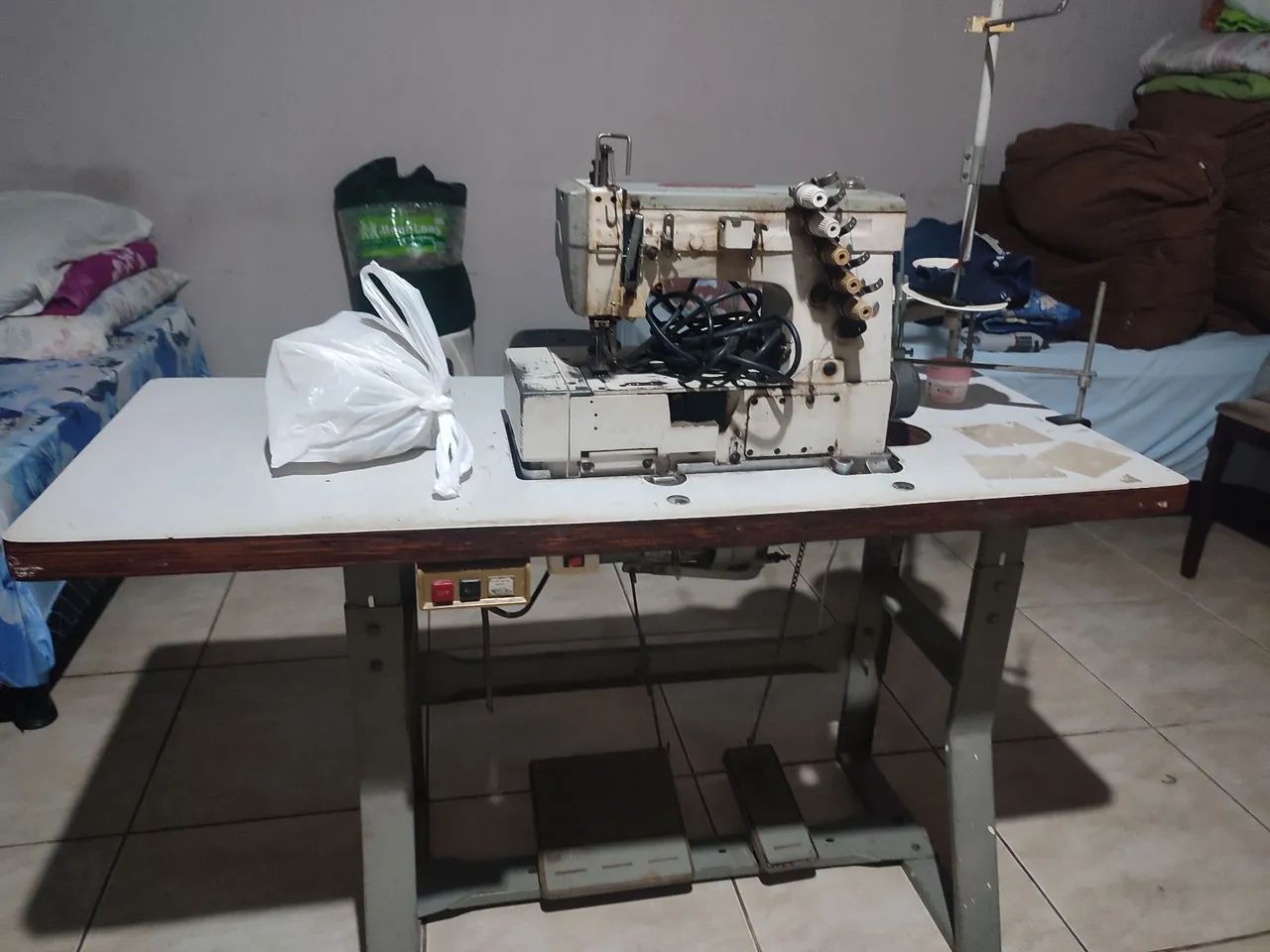 Máquina de costurar  - Foto 5