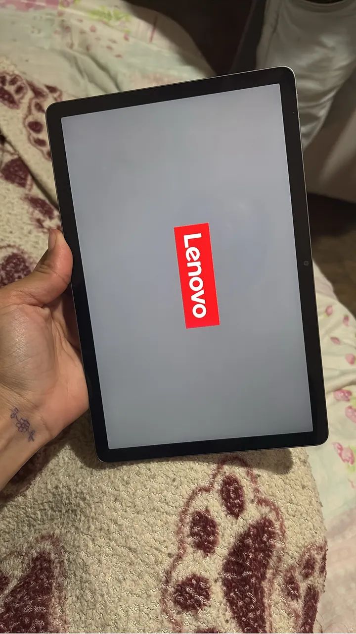 Tablet Lenovo seminovo  - Foto 4