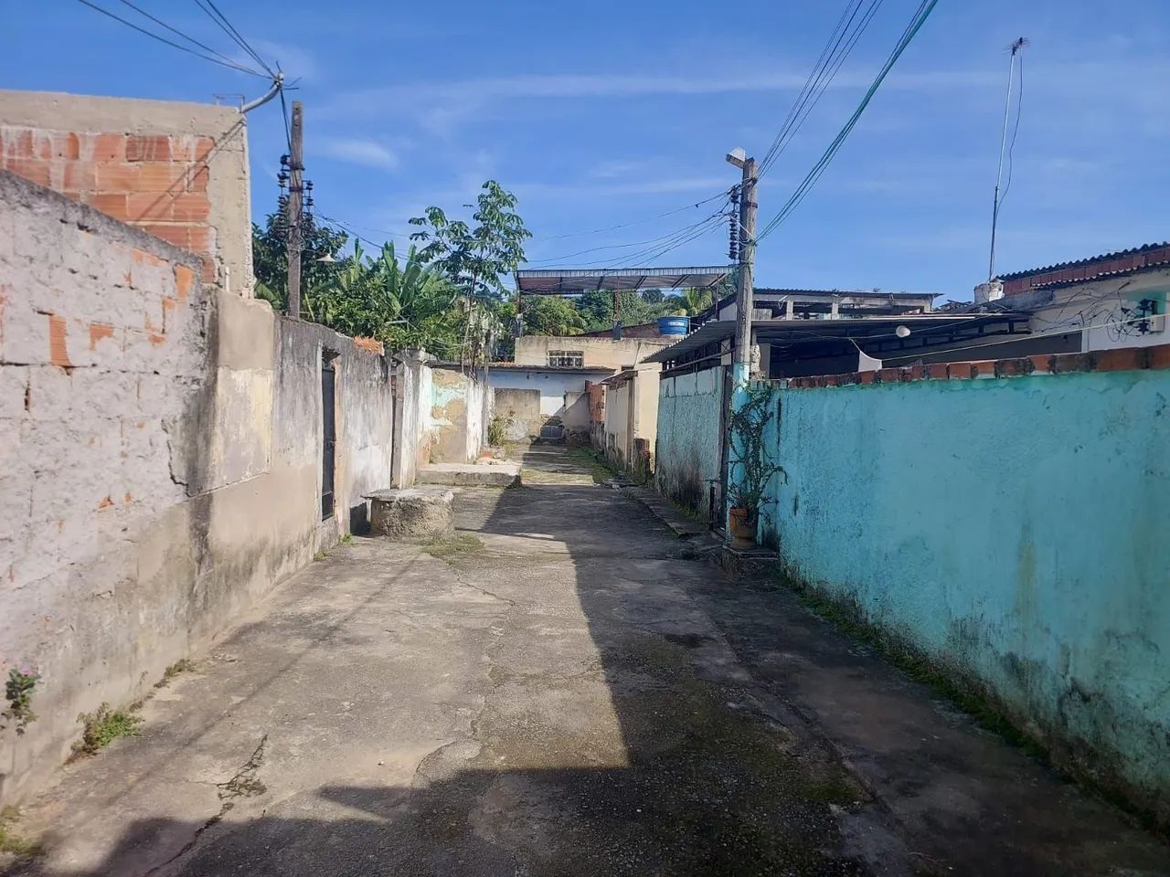 Vendo a vila toda com 5 casas e 3 kitnets. - Foto 2