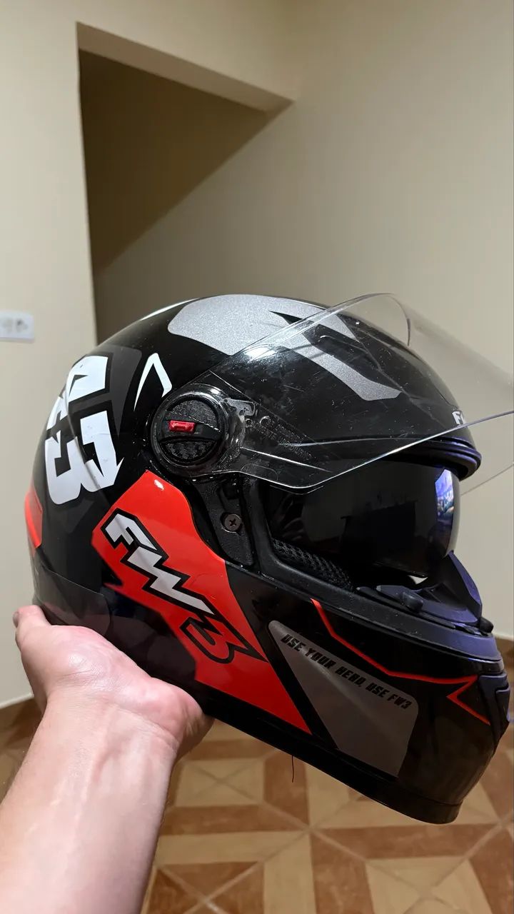 Capacete FW3 com intercomunicador 