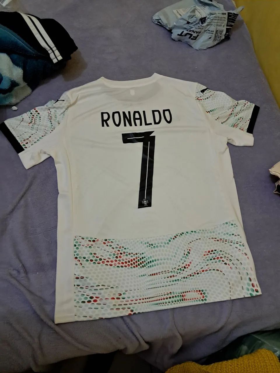 Camisa II de Portugal 24/25 - Original - Nome e número do Cristiano Ronaldo - Foto 2