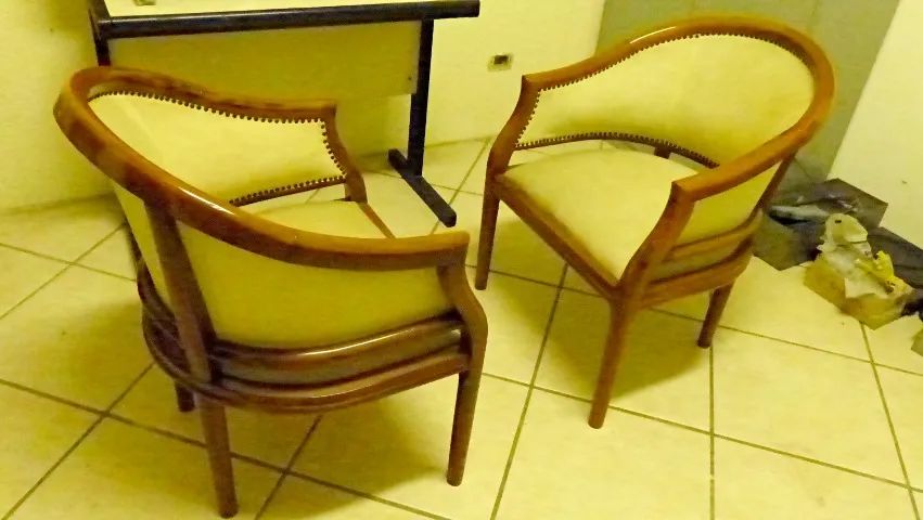 Par de Poltronas Estilo Inglês - Foto 4