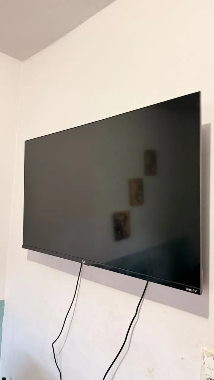 Vende-se uma TV AOC Smart 43 polegadas 