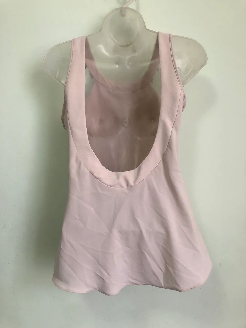 Blusa bege com pedrarias  - Foto 3