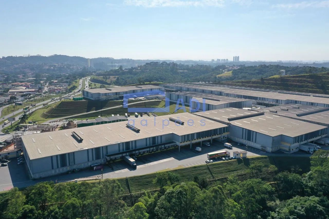 Galpão 10.032 m² - Regis Bittencourt - Embu das Artes