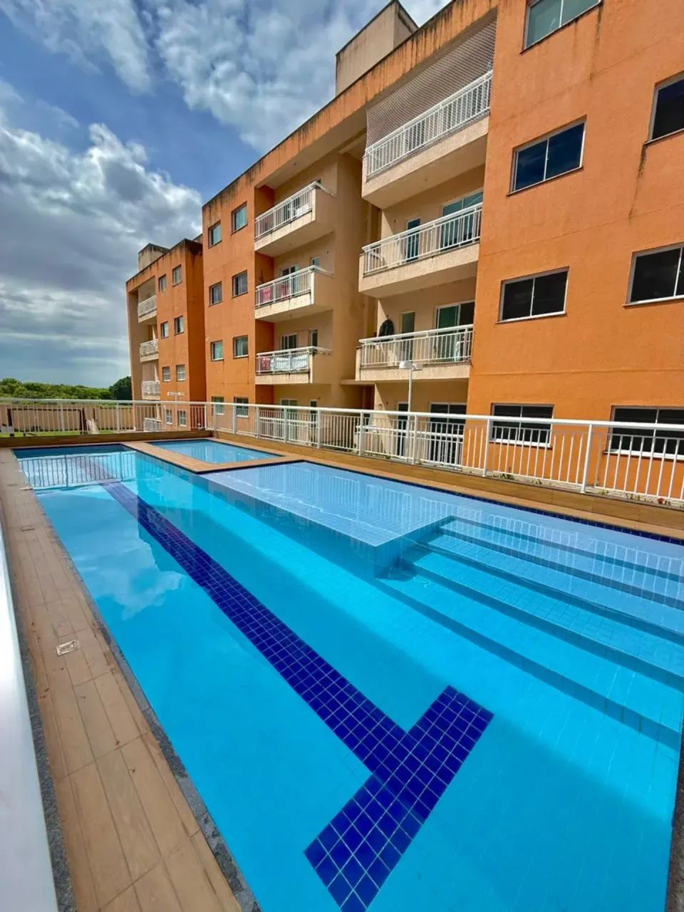 REPASSE COM 3 QUARTOS E 2 VAGAS POR APENAS R$ 65 MIL DE CHAVE!