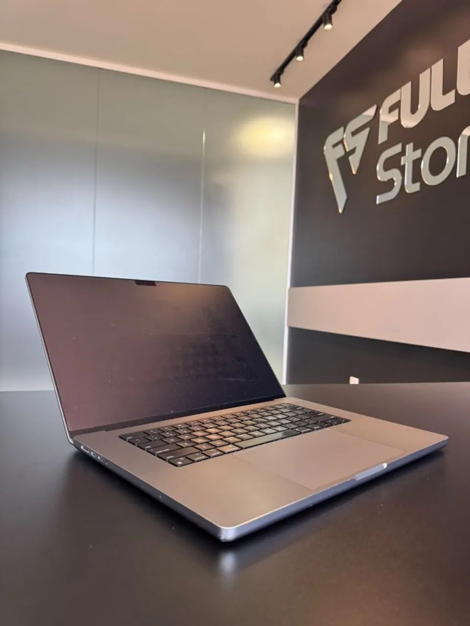 MacBook Pro M1 Processador PRO 512GB 16GB 16