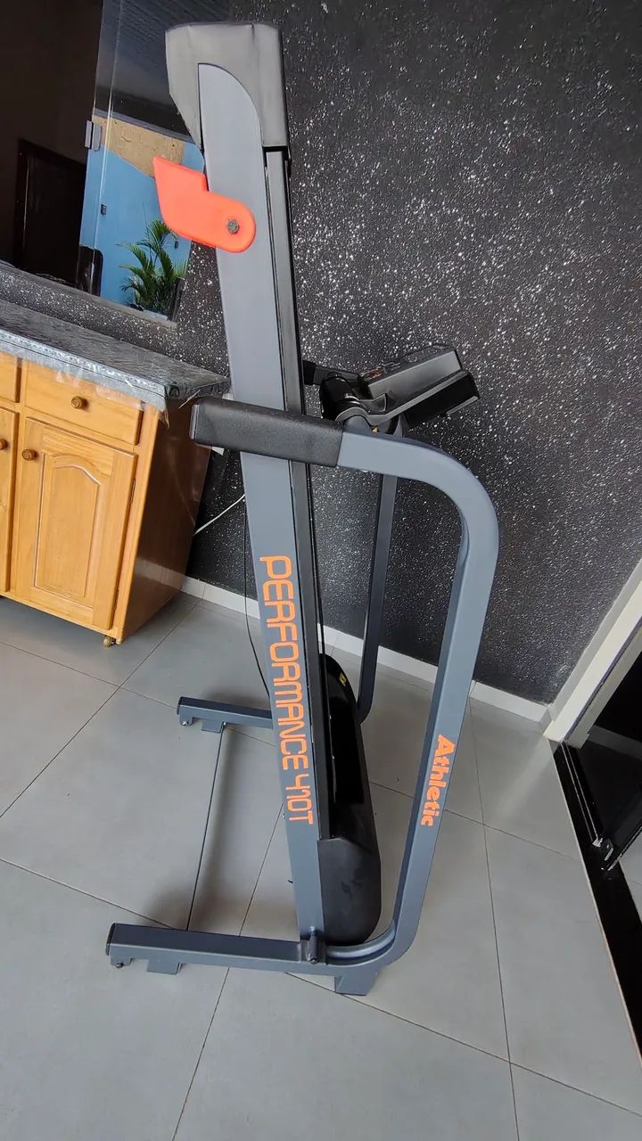 Esteira profissional Athletic PERFORMANCE 410T
