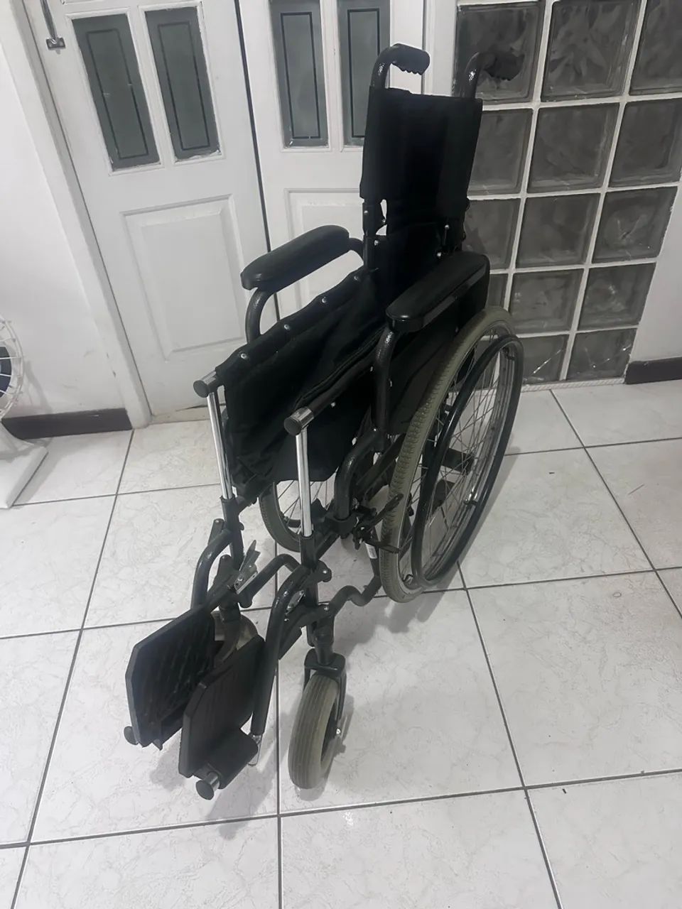 Cadeira de rodas - Foto 5
