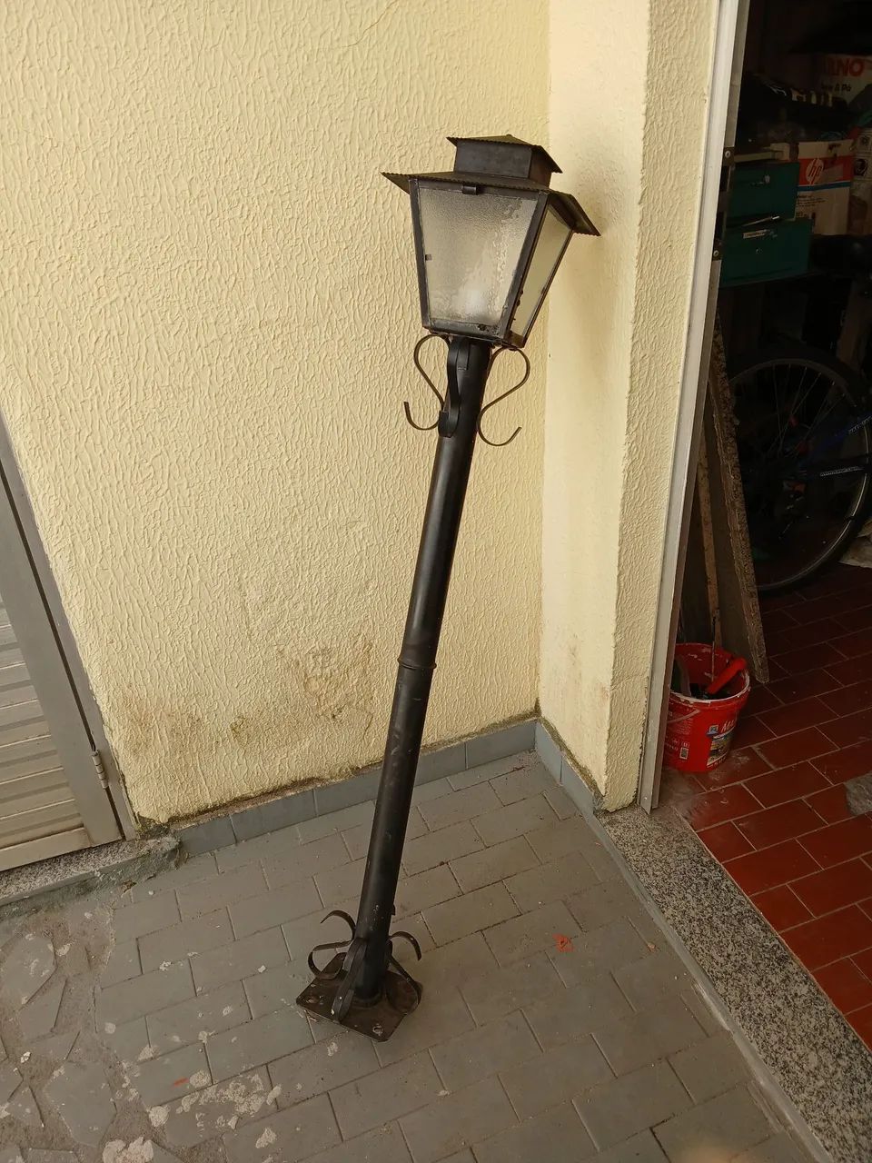 Luminária de Poste de Jardim 