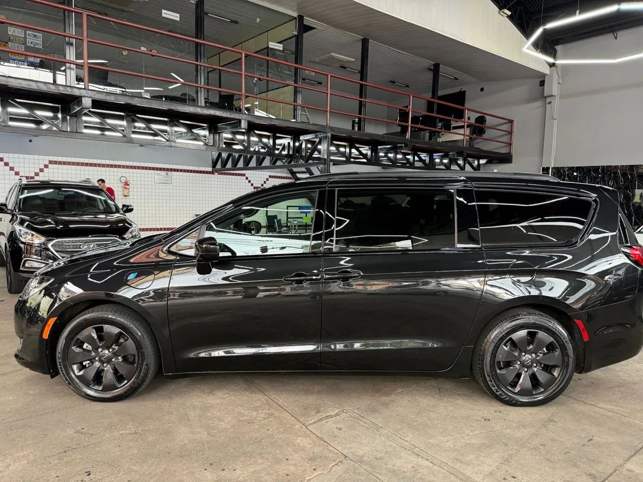 Chrysler Pacifica S E-hybrid AWD 2020 - Foto 3