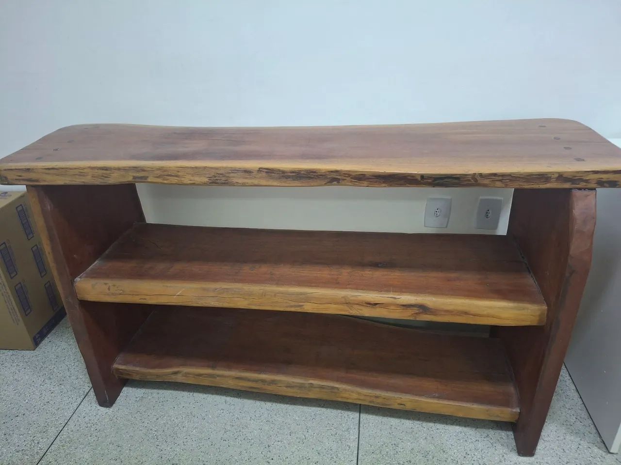 Vendo racks rustico madeira maciça 
