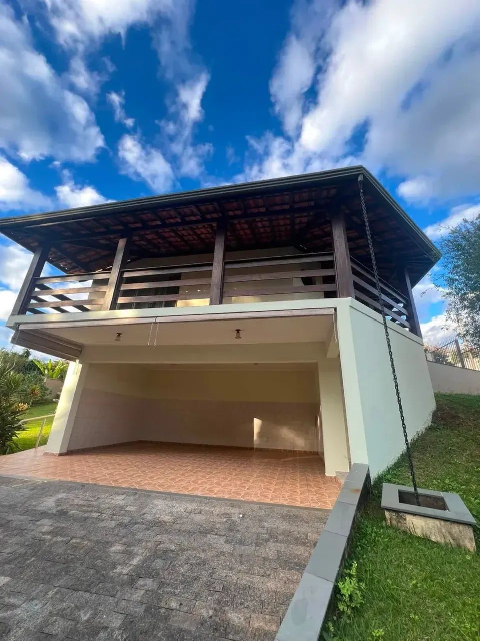 Casa com ótima localização