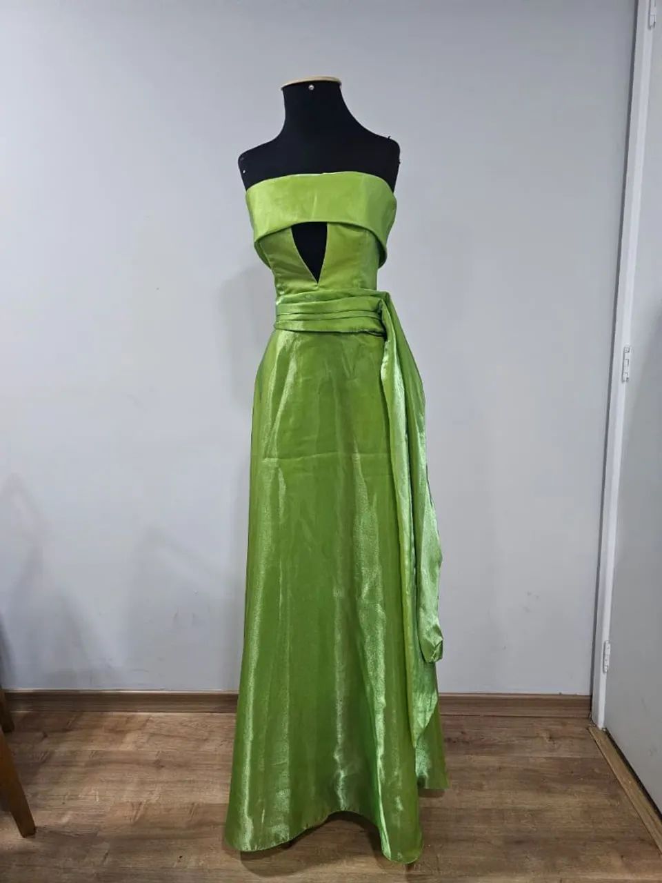 Vestidos de Festas e Vestidos de Noivas
