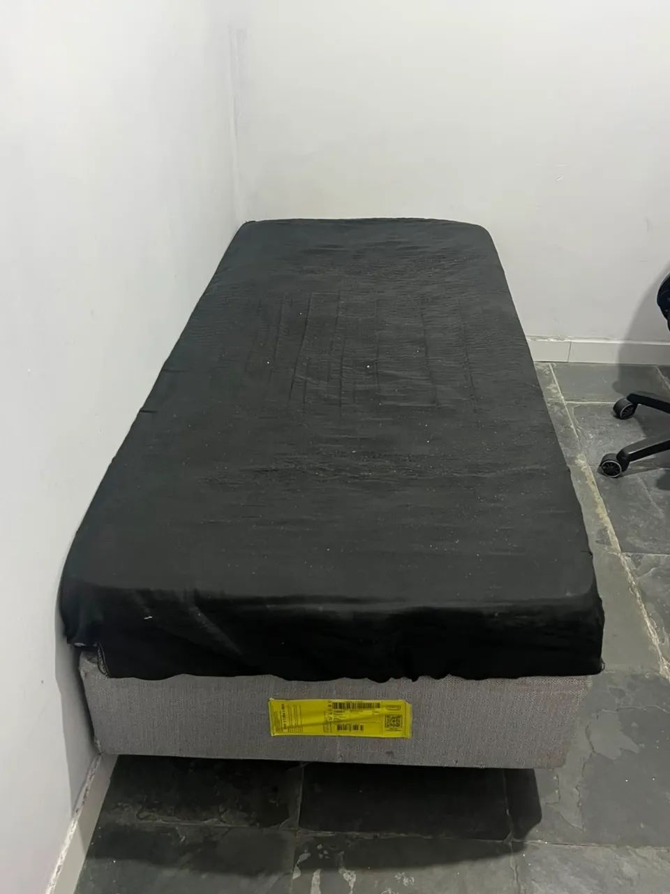 Cama box de solteiro