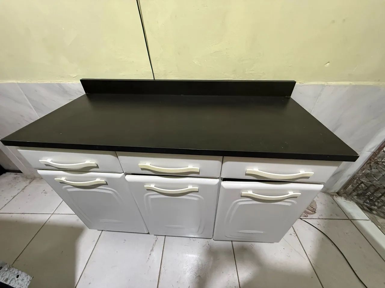 Balcão pintado!!!